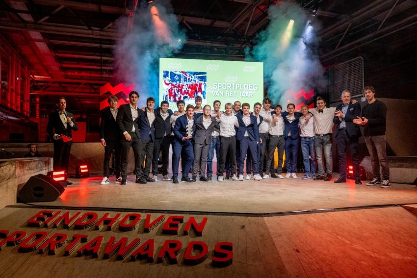 Winnaar sportploeg waterpolo 018