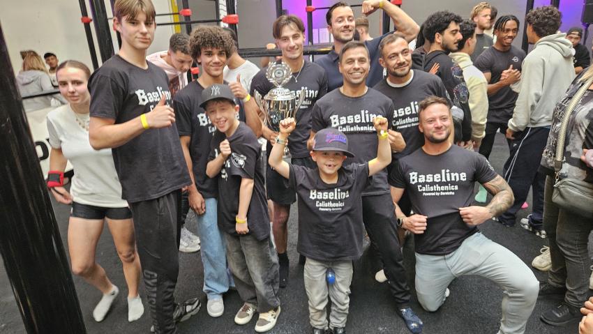 leden van Barsloths, een calisthenics community op het urban sports park
