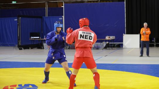 sporters in actie bij Lichtstad Open , klik voor een vergroting