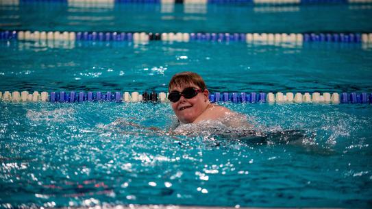 Deelnemer van Sportdroom in Pieter van den Hoogenband Zwemstadion , klik voor een vergroting
