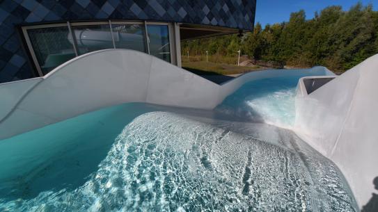 Blob glijbaan, klik voor een vergroting