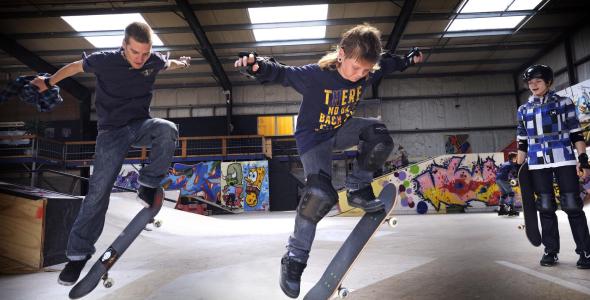 skateboarders Strijp S