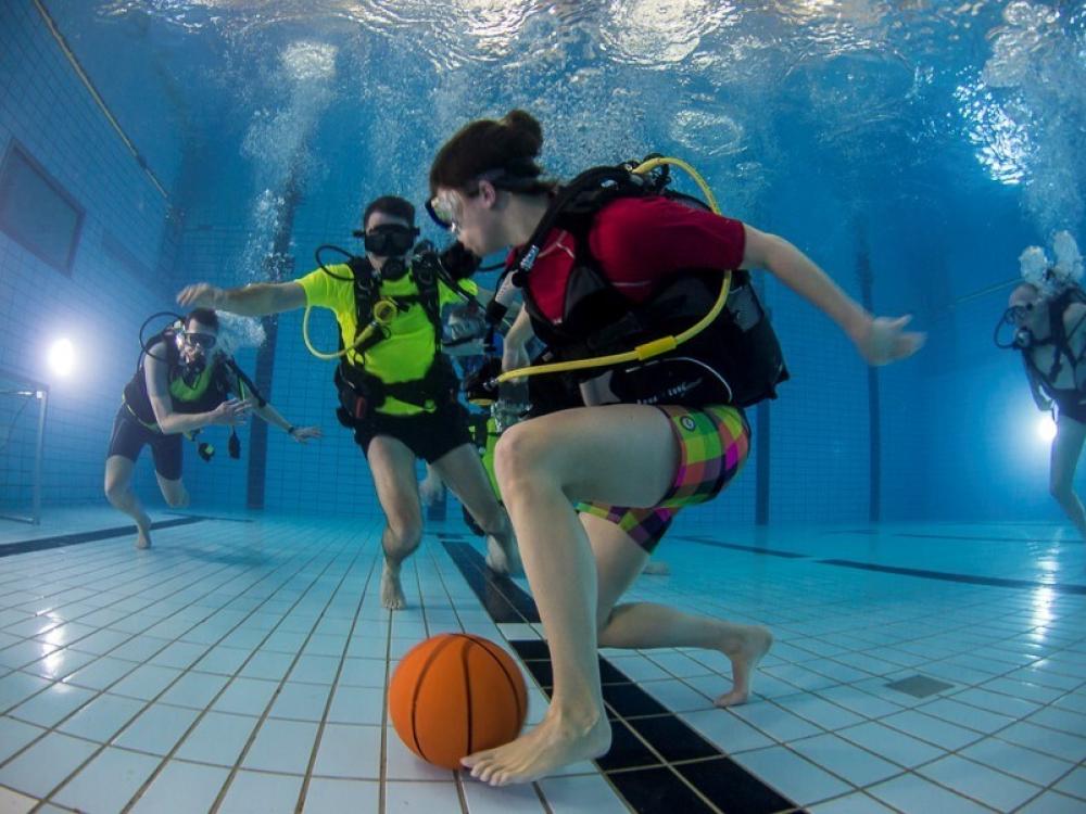 deelnemers NK onderwatervoetbal 